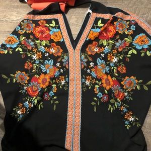 Brand new still with tags gorgeous floral blouse